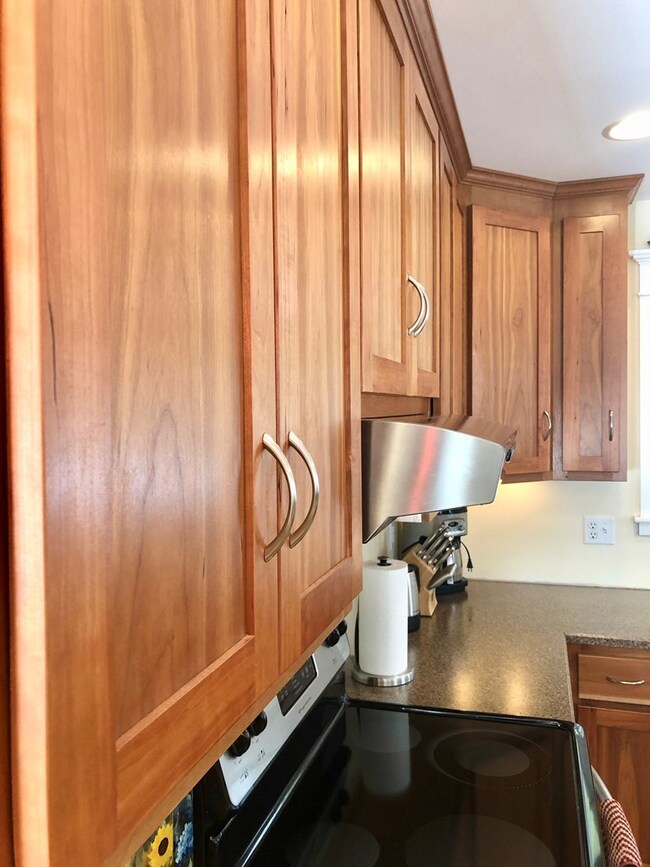 Kitchen Cabinets