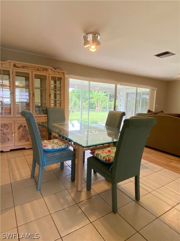 Dining / Living Room