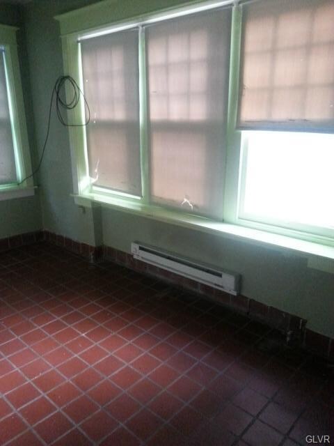 126 N 15th St unit 2, Allentown, PA 18102 - photo 6