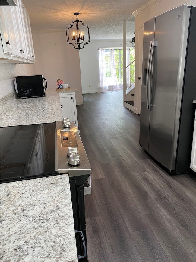 3940 Laura Leigh Dr, Friendswood, TX 77546 - photo 5