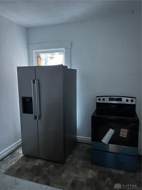 438 Clover St unit 2, Dayton, OH 45410 - photo 3