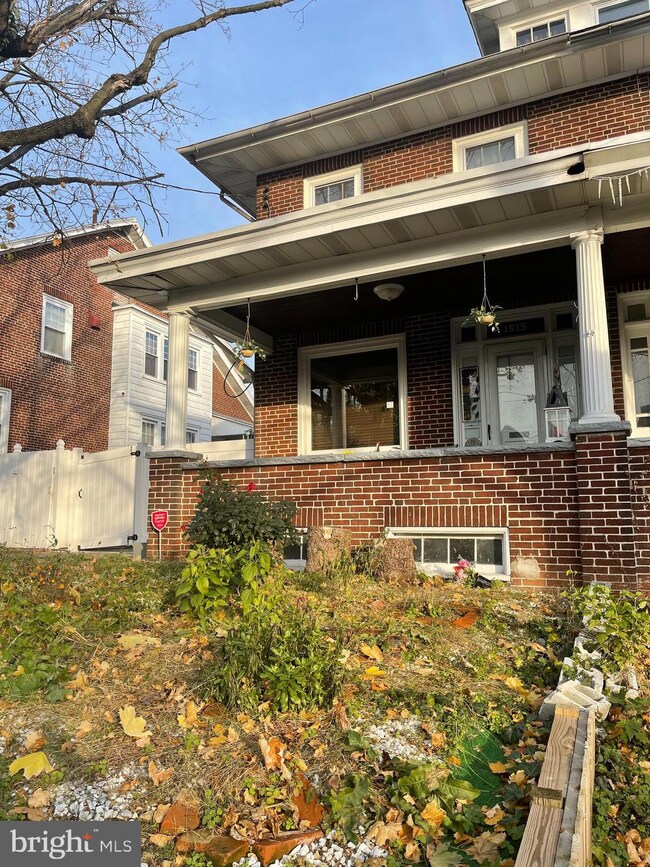 1515 N 11th St, Reading, PA 19604 - photo 2
