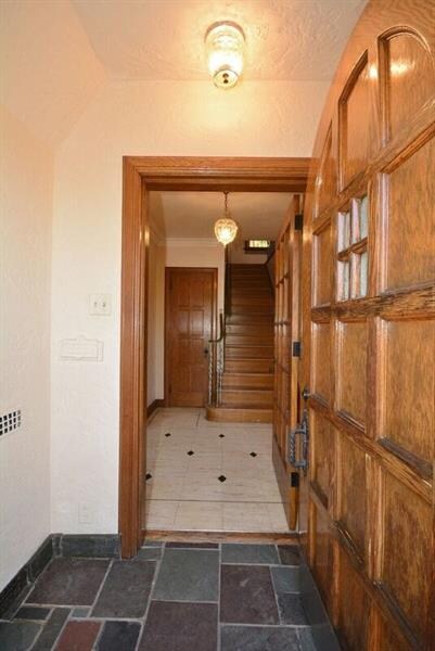 Entry way