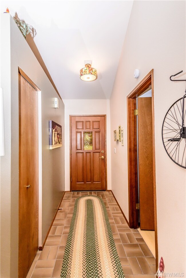 1332 Boise St unit 1, Fircrest, WA 98466 - photo 2