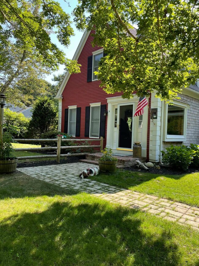 2-QNUwWP40TSSnEuys7wYu_front%20of%20home
