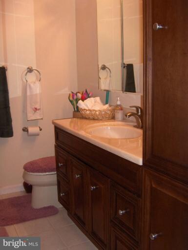 14473 Saint Germain Dr, Centreville, VA 20121 - photo 2