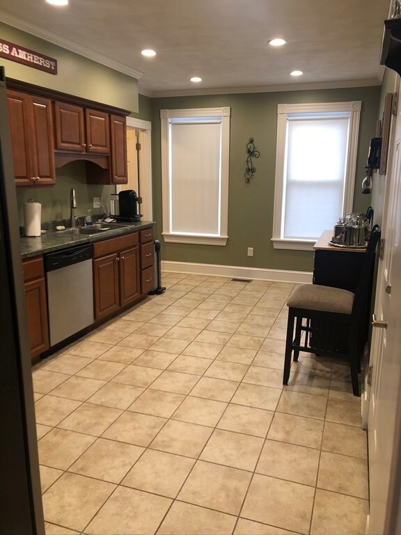 106 Dean Ave unit 1, Franklin, MA 02038 - photo 4