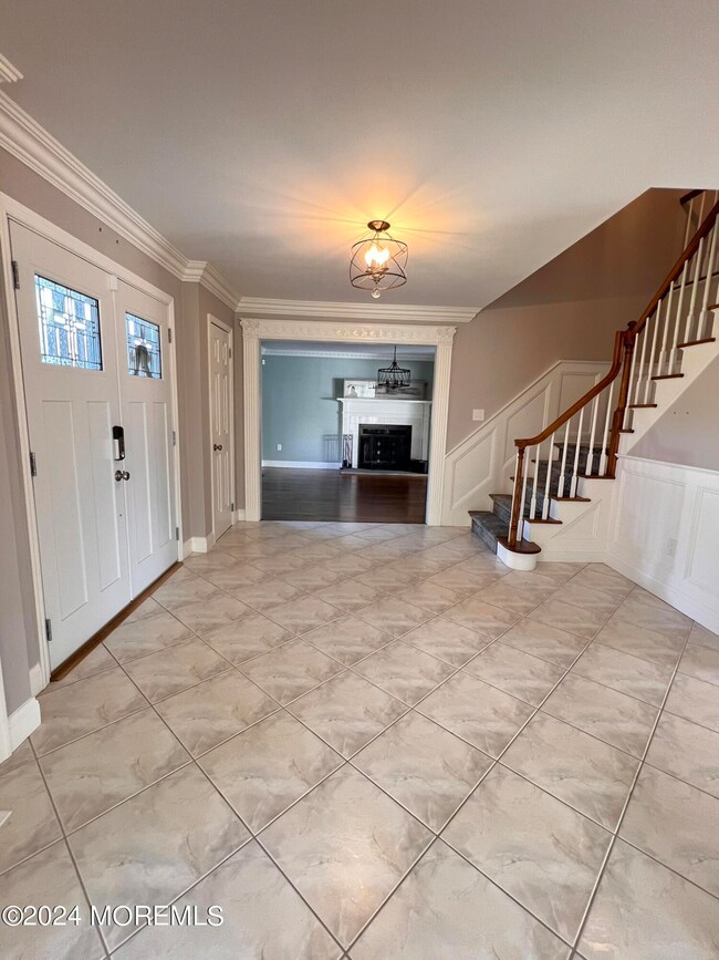 5 Oakcrest Ct, Holmdel, NJ 07733 - photo 3