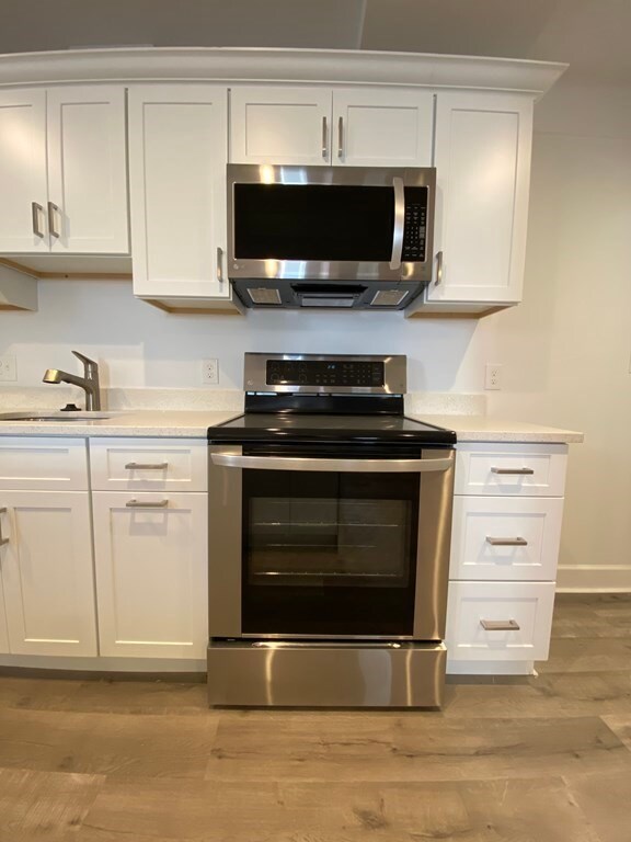 190 Pleasant St unit 1, Marblehead, MA 01945 - photo 6