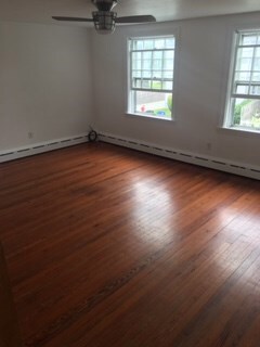 27 Merton Rd unit 2, Newport, RI 02840 - photo 3