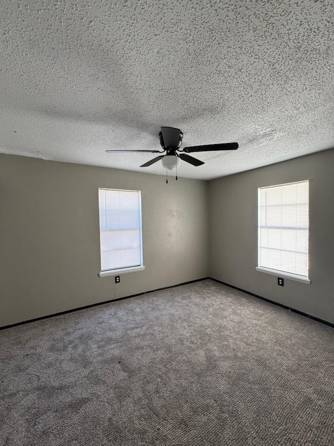 203 E Spruce Ave, Duncan, OK 73533 - photo 4