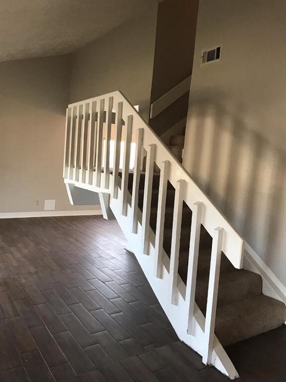 7607 Round Bank Dr, Houston, TX 77064 - photo 3