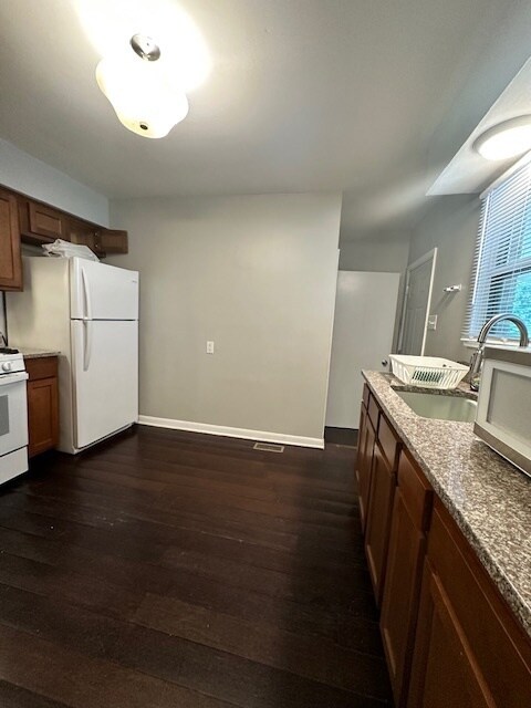 1807 N Bosart Ave, Indianapolis, IN 46218 - photo 7