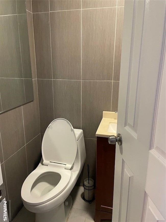 507 Fulton Ct unit 507, West New York, NJ 07093 - photo 3