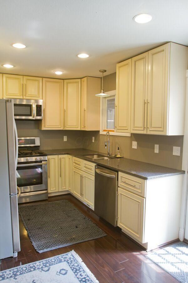 KW 5241 Olgate Ln WEB-14