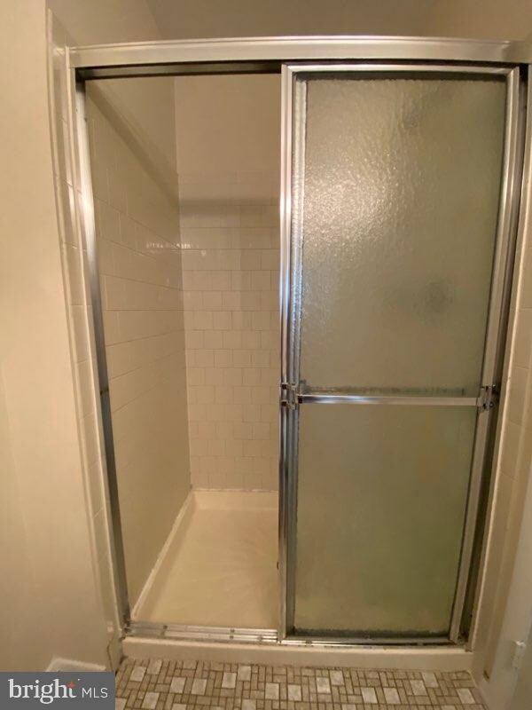 4806 Grand Bend Dr, Catonsville, MD 21228 - photo 6