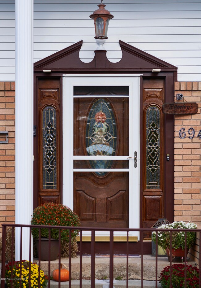 694 Rd 307 Scr Pocono Hwy, Moscow, PA 18444 - photo 2