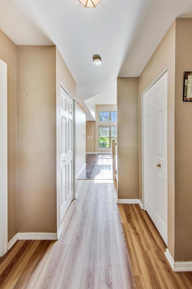 1760 Nature Ct unit 58C176, Schaumburg, IL 60193 - photo 6