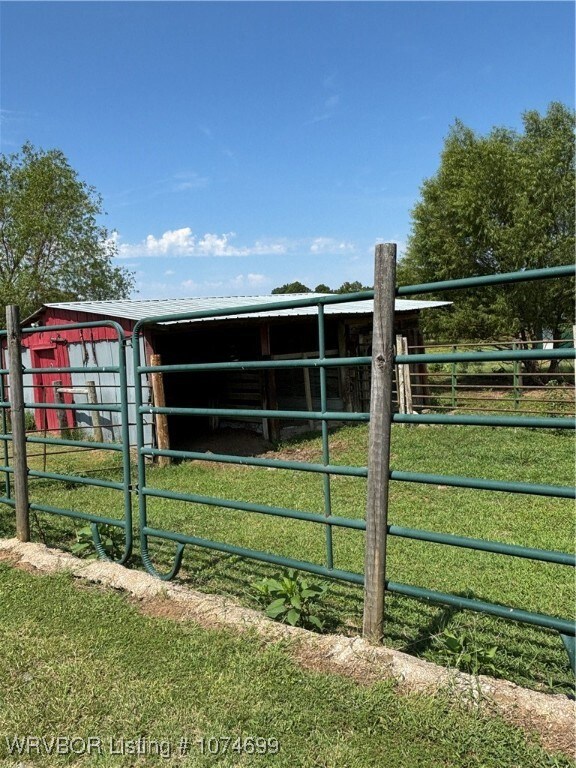 Livestock barn. Has one horse stall