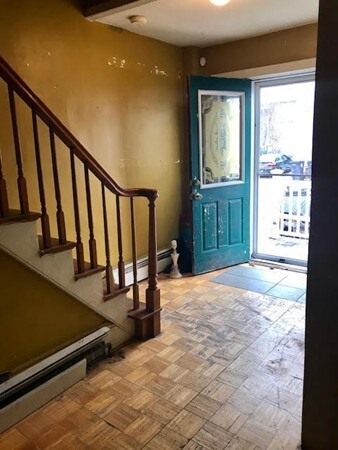 13 Charles St, Haverhill, MA 01830 - photo 6