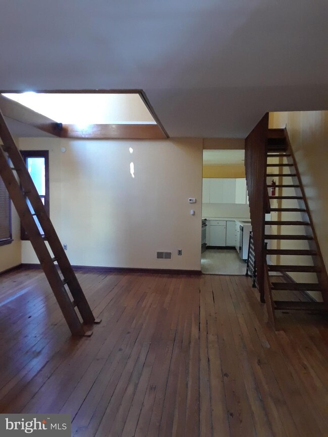 804 W 10th St, Wilmington, DE 19801 - photo 2