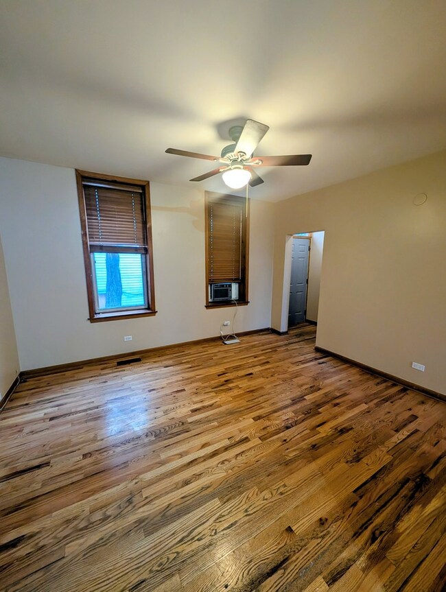 1852 W Thomas St unit 1, Chicago, IL 60622 - photo 6