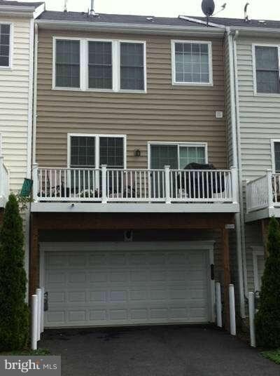14600 Crossfield Way unit 242A, Woodbridge, VA 22191 - photo 2