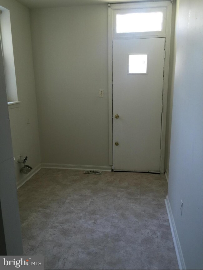 1614 E 29th St, Baltimore, MD 21218 - photo 5