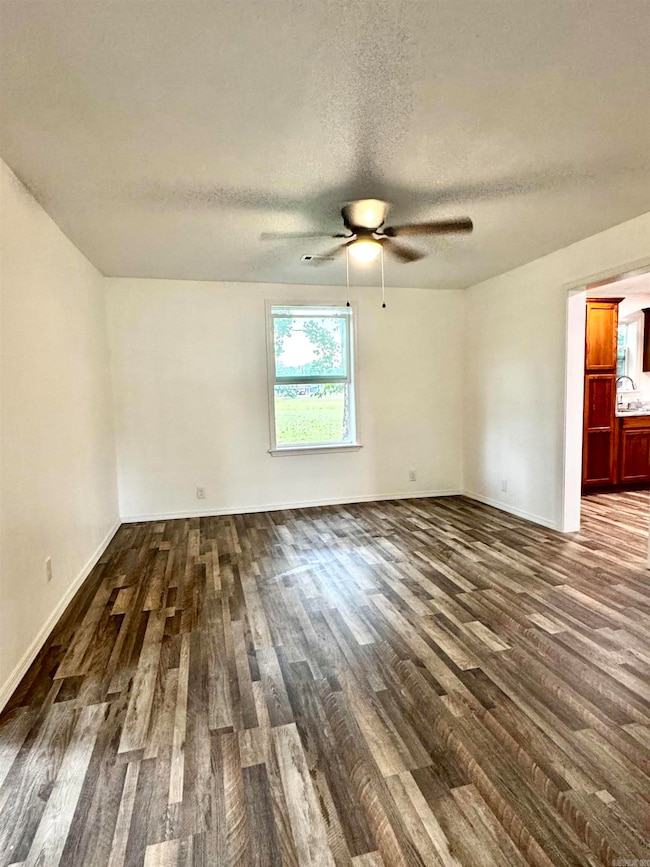 208 11th St, Scranton, AR 72863 - photo 5