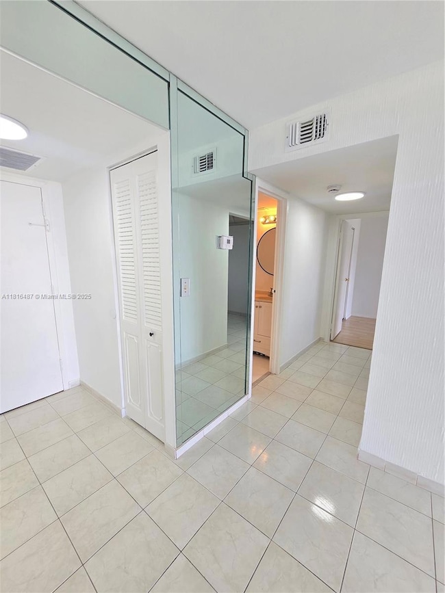 1000 Parkview Dr unit 701, Hallandale Beach, FL 33009 - photo 7