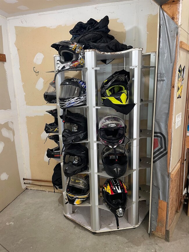 73 Hill Top Dr, Stewartstown, NH 03576 - photo 6