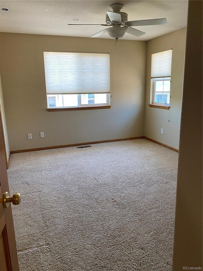 4251 Cliffrose Ln, Highlands Ranch, CO 80130 - photo 7