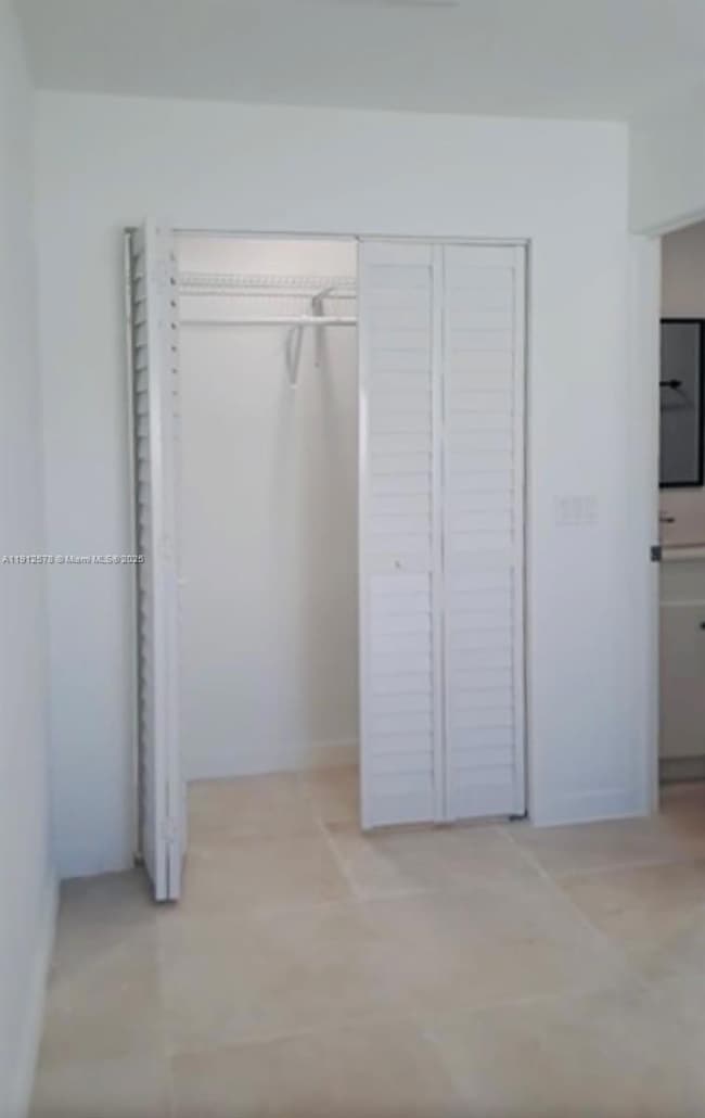 16020 SW 98th Ct, Miami, FL 33157 - photo 6