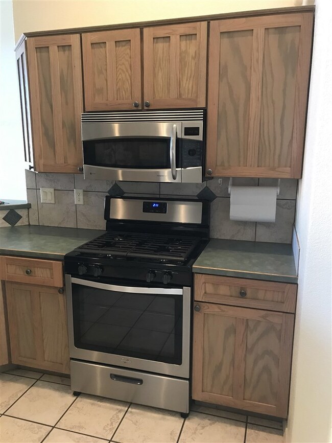 1085 San Cristo St, Alamogordo, NM 88310 - photo 2