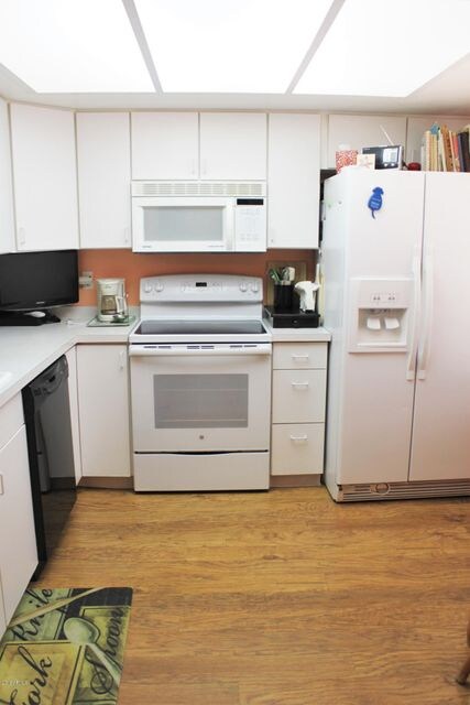 Bright Kitchen