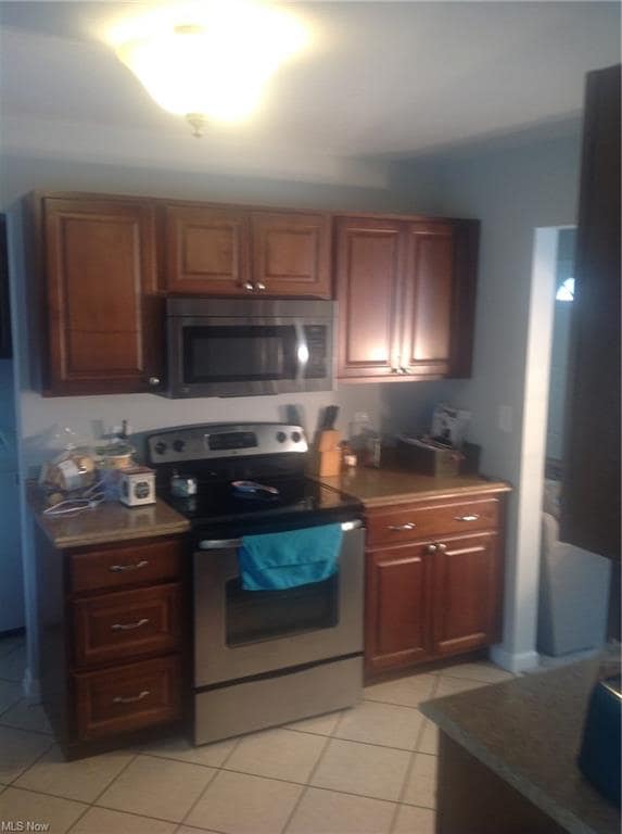 6188 Larkhall Dr, Madison, OH 44057 - photo 4