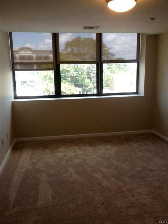 528 N New St unit 19, Bethlehem, PA 18018 - photo 3