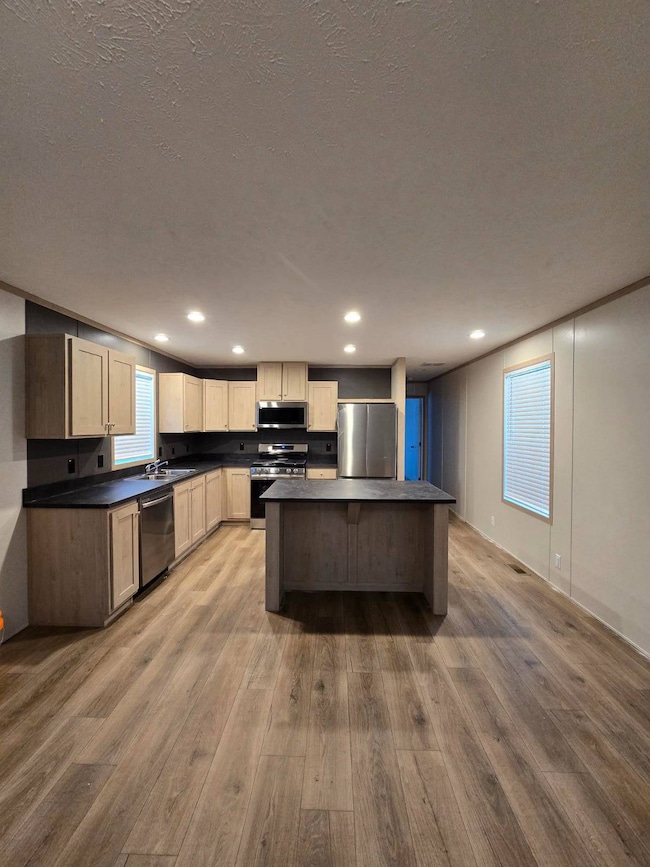 1667 Glenway Dr unit 143, Oshkosh, WI 54904 - photo 5