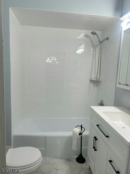 370 Knickerbocker Ave unit 2, Paterson, NJ 07503 - photo 5