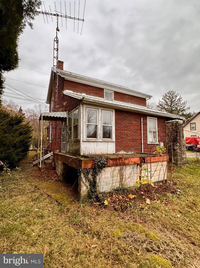 13567 Main St, Fort Loudon, PA 17224 - photo 5