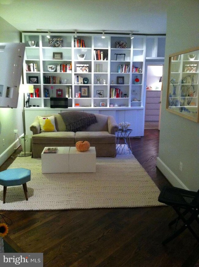 1409 21st St NW unit 1B, Washington, DC 20036 - photo 2