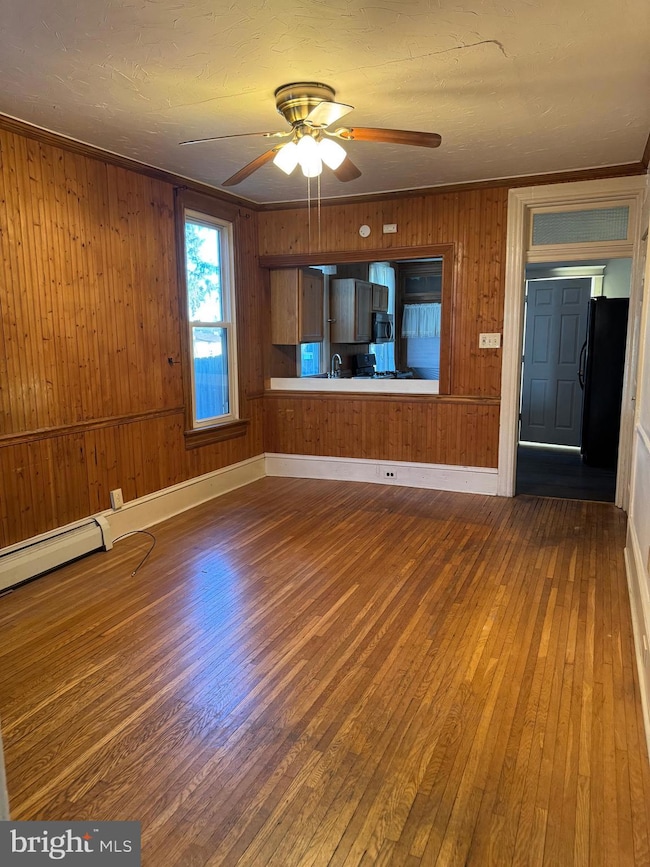 64 W Main St unit 1, Dallastown, PA 17313 - photo 4