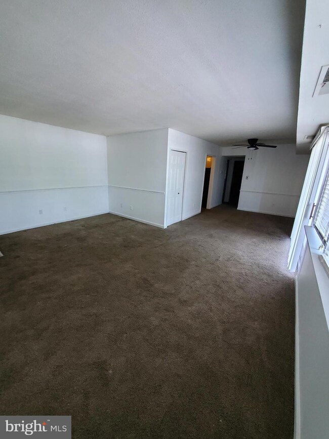 3136 Brinkley Rd unit 12202, Temple Hills, MD 20748 - photo 5