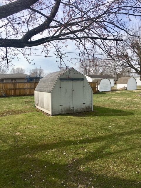 690 11th St NE, Linton, IN 47441 - photo 6