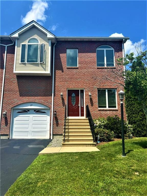 131 Fruit Hill Ave unit 17, North Providence, RI 02911 - photo 2