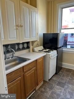 109 S 6th St unit APARTMENT 3, Reading, PA 19602 - photo 3
