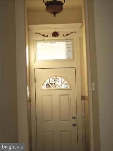 1626 N Caroline St, Baltimore, MD 21213 - photo 2