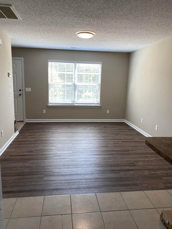 129 Shadowrock Dr, Tunnel Hill, GA 30755 - photo 4