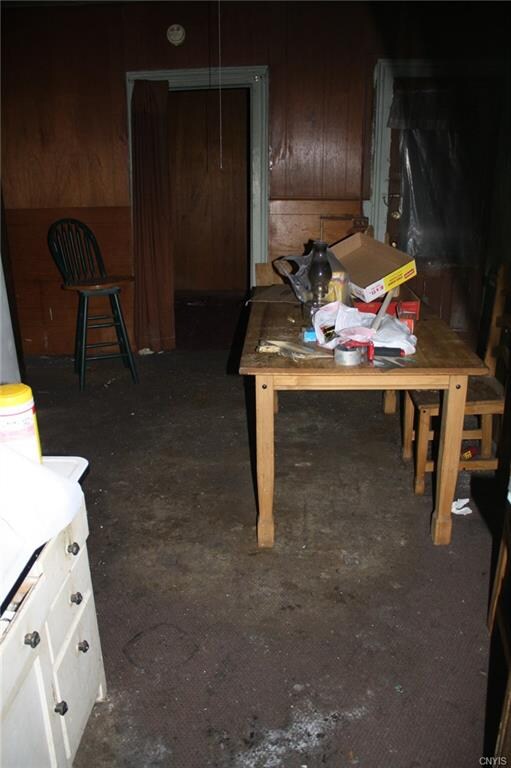 Apartment 1 Eat-in Kitchen
