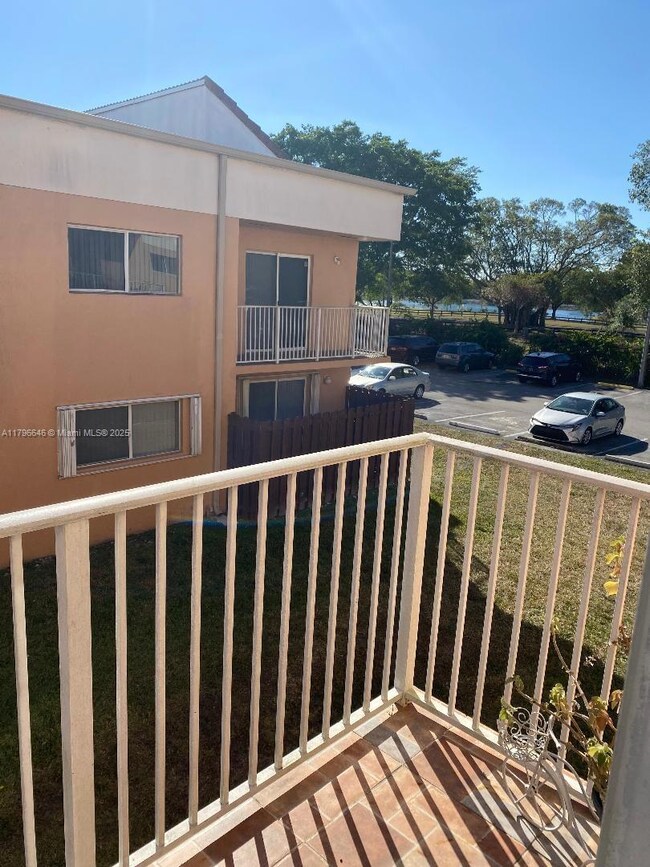 14909 SW 80th St unit 218, Miami, FL 33193 - photo 5